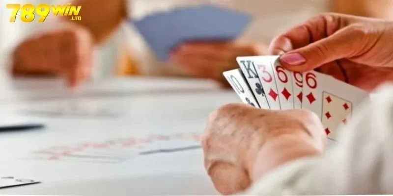 Poker - Luật Chơi Và Bí Quyết Giúp Giành Chiến Thắng 3 Biết tính toán và học cách kiểm soát tâm lý